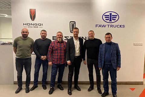 Руководство Автомагистраль с руководством FAW в Москве