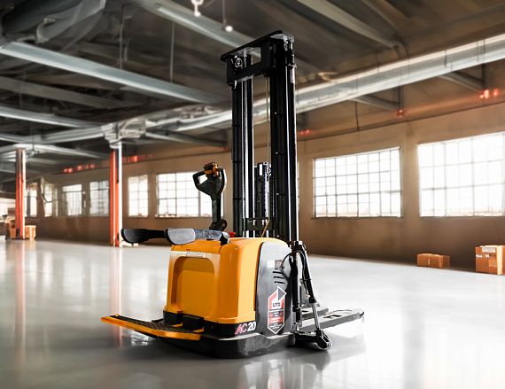 Штабелер ZAUBERG S2065 (2 тонны, 6.5м)