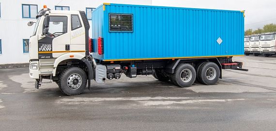 Автомобиль для перевозки взрывчатых веществ, контейнерного типа FAW J6 6х4