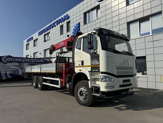 Бортовой автомобиль FAW с КМУ Horyong HRS 216