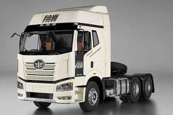 Тягач FAW J6P 6х4