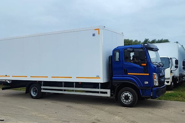 Изотермическим фургоном ALTAI  ARGUT 120L