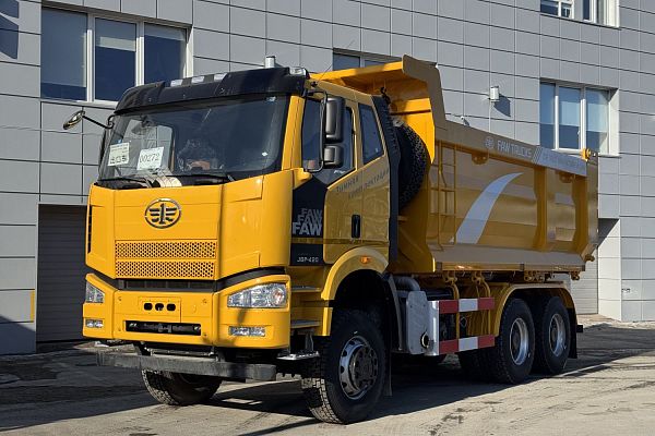 Самосвал FAW 6х6 