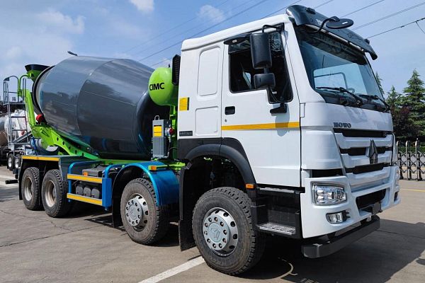 Автобетоносмеситель HOWO HW76 8X4 12 КУБ.М.